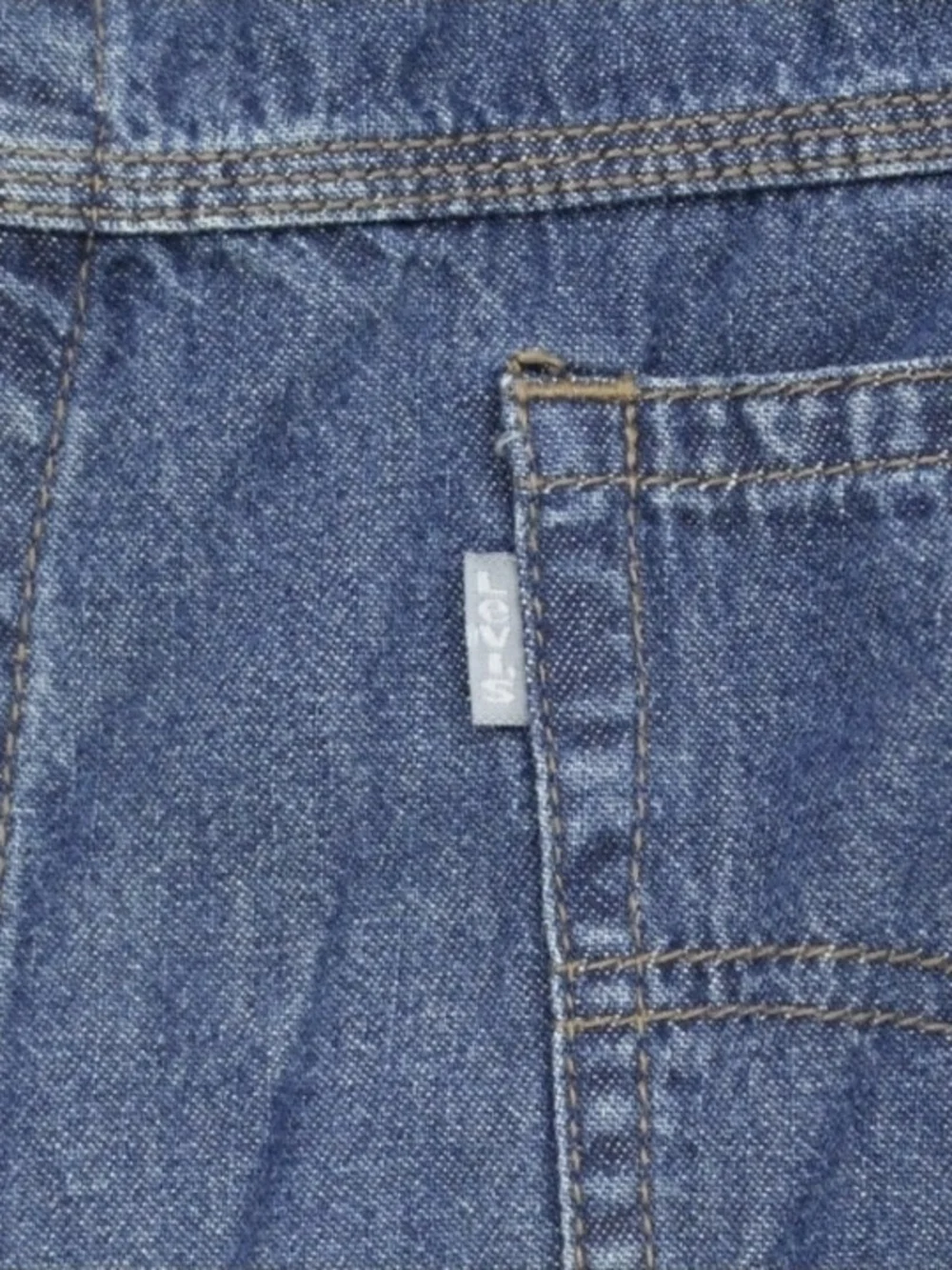 Levi's Button Up Shirt Medium Blue Denim Jean Silvertab OVERSIZED Fit Y2K Skater - Picture 5 of 5